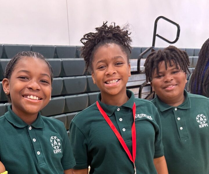 News-KIPPJax-Students smiling